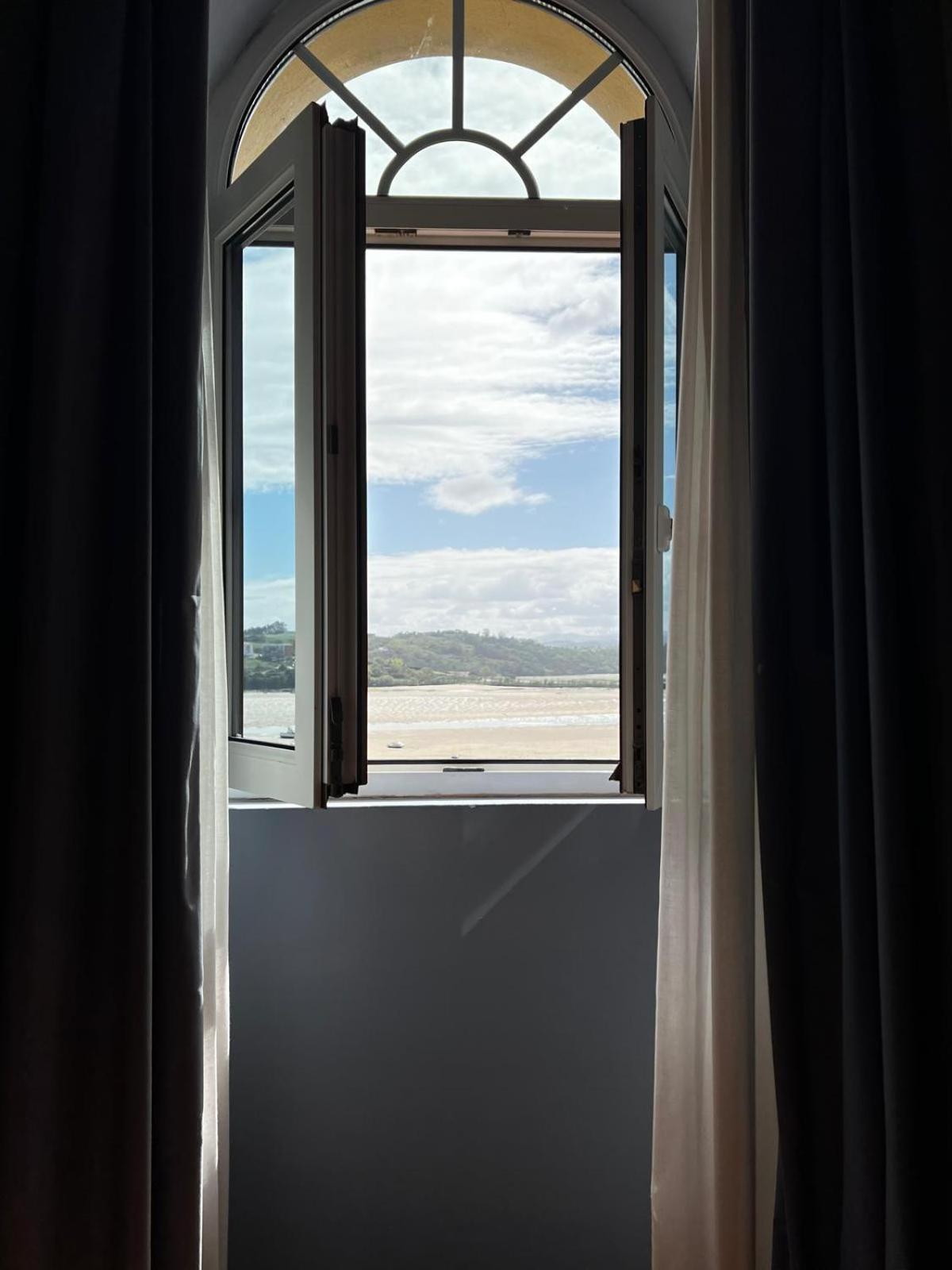 Hotel Faro De San Vicente San Vicente De La Barquera Esterno foto